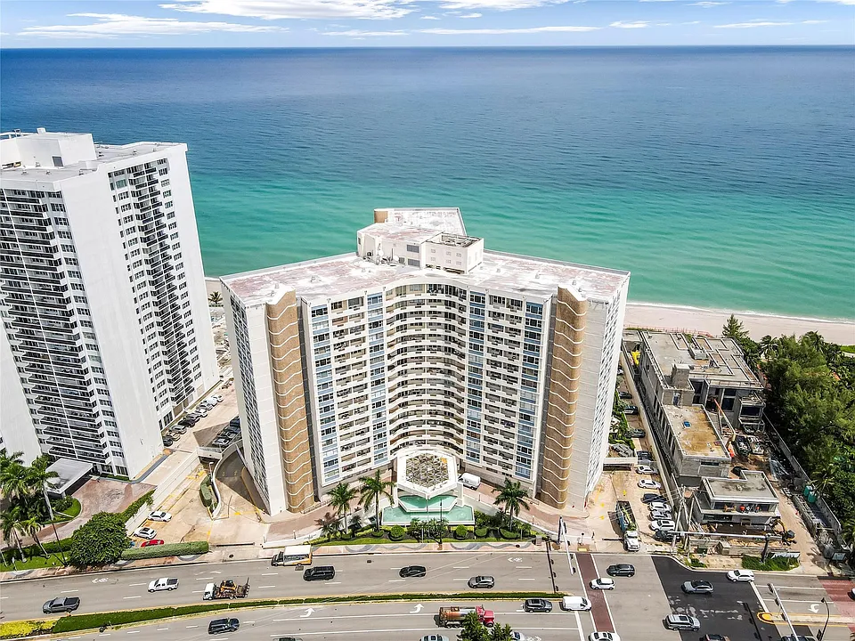 3180 S Ocean Dr #517