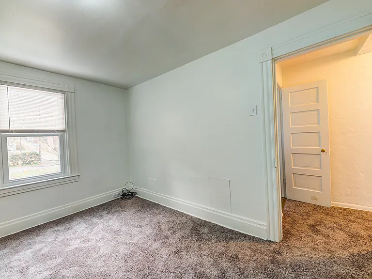 714 Industry St — Photo 8