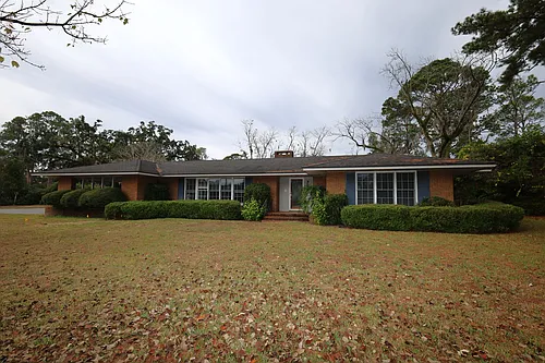 2524 Jerry Jones Dr Photo 1