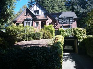 2530 Lake Park Dr S, Seattle, WA 98144
