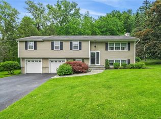 17 Alice Rd, North Salem, NY 10560