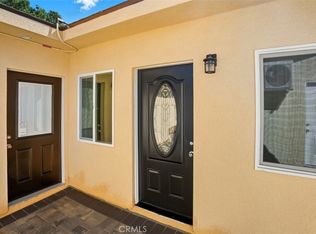 19258 Strathern St, Reseda, CA 91335