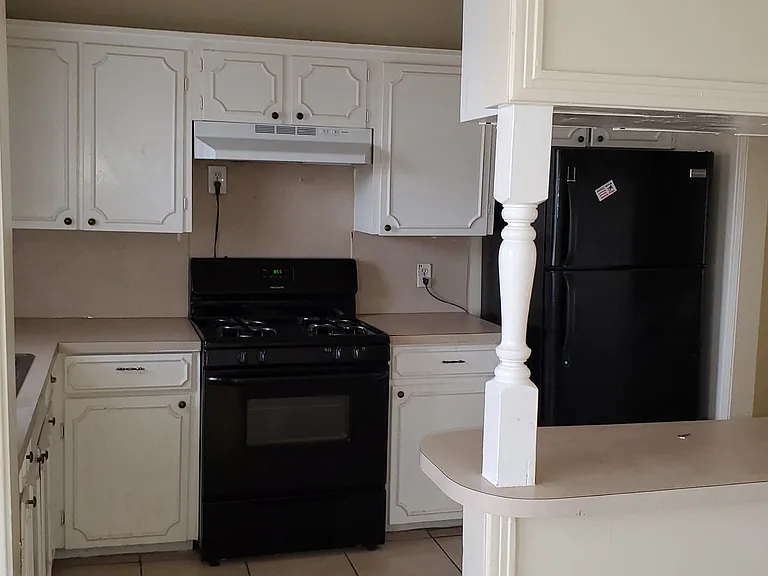 3337 E Virgin St — Photo 9