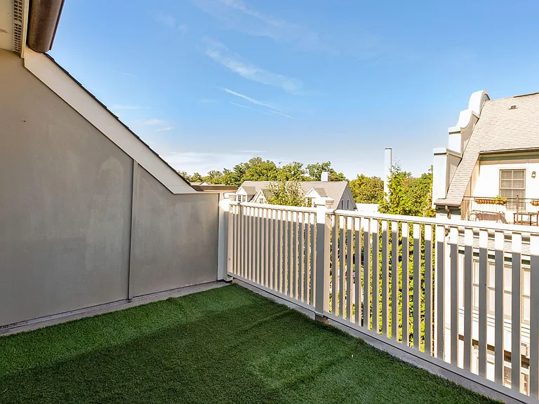 Third Level Balcony