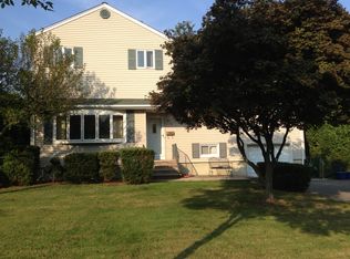 40 Charles St, Clifton, NJ 07013