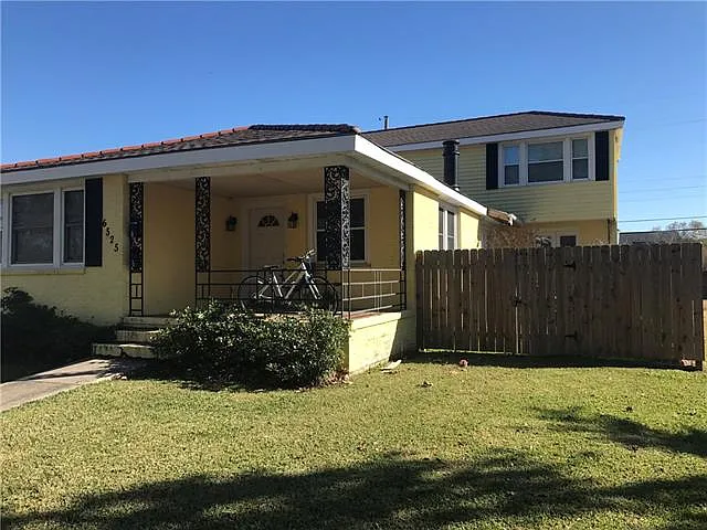 6525 Canal Blvd #B — Photo 1