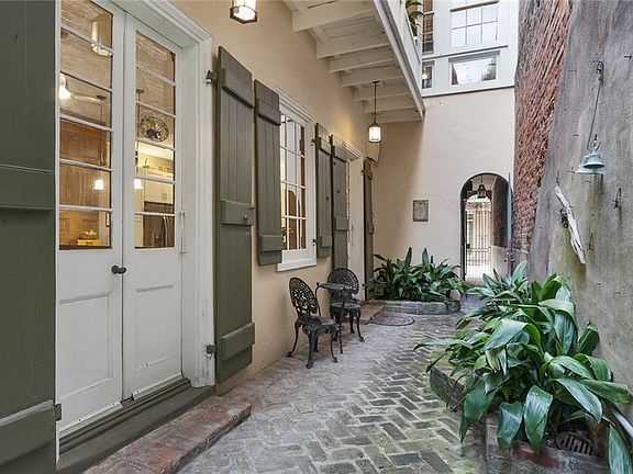 5th image of 526 Governor Nicholls St
