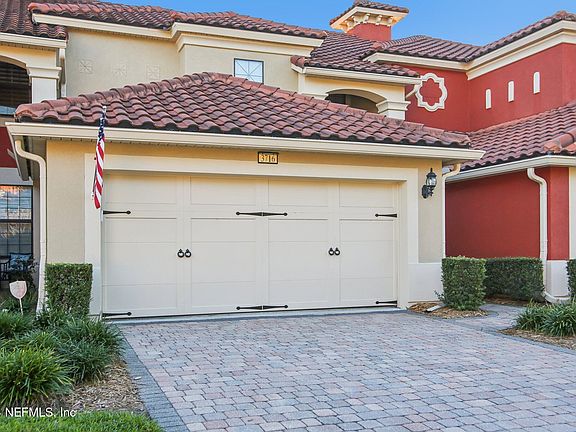 3rd image of 3716 CASITAS Drive