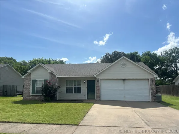 9006 N 149th East Ave, Owasso, OK 74055
