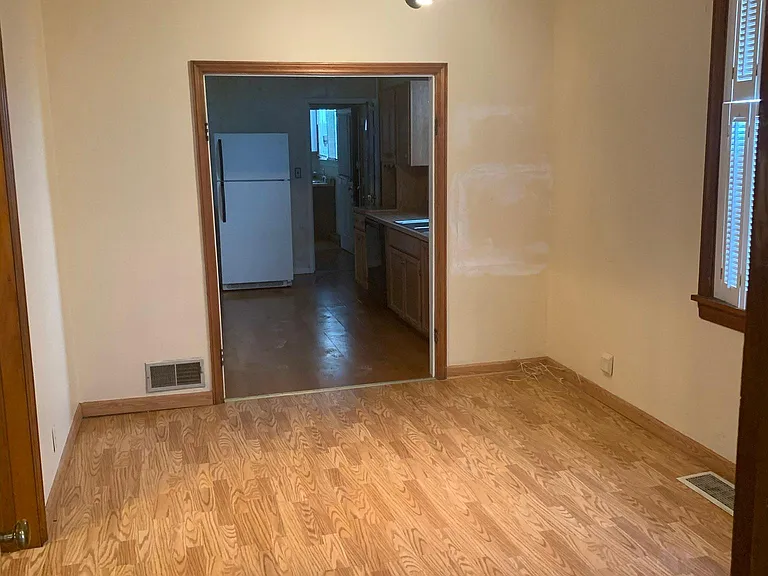 2-401 E 22nd St #2 — Photo 7