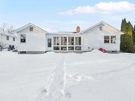 3rd image of 153 Brewster Road