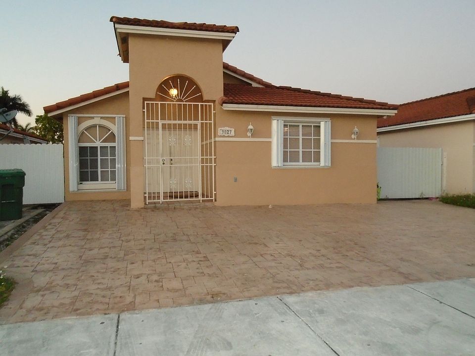 1st image of 9027 NW 112th Ter