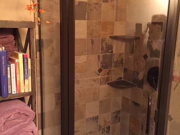 3rd bath shower