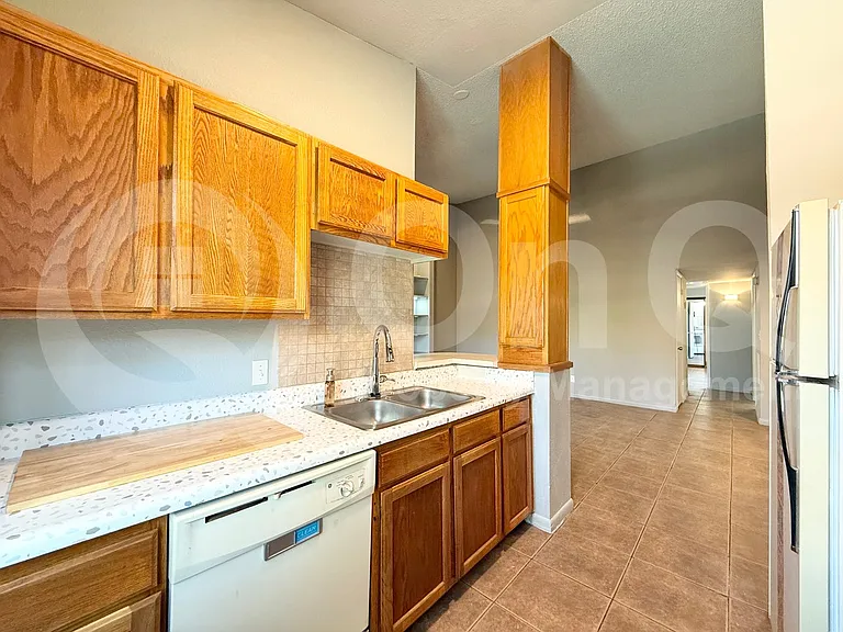 747 S Extension Rd #208 — Photo 4