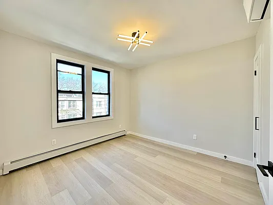 Rented by Keller Williams NYC | media 14