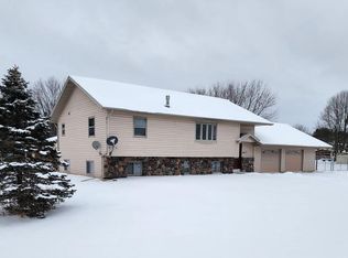 475 South Ave, Hawkins, WI 54530
