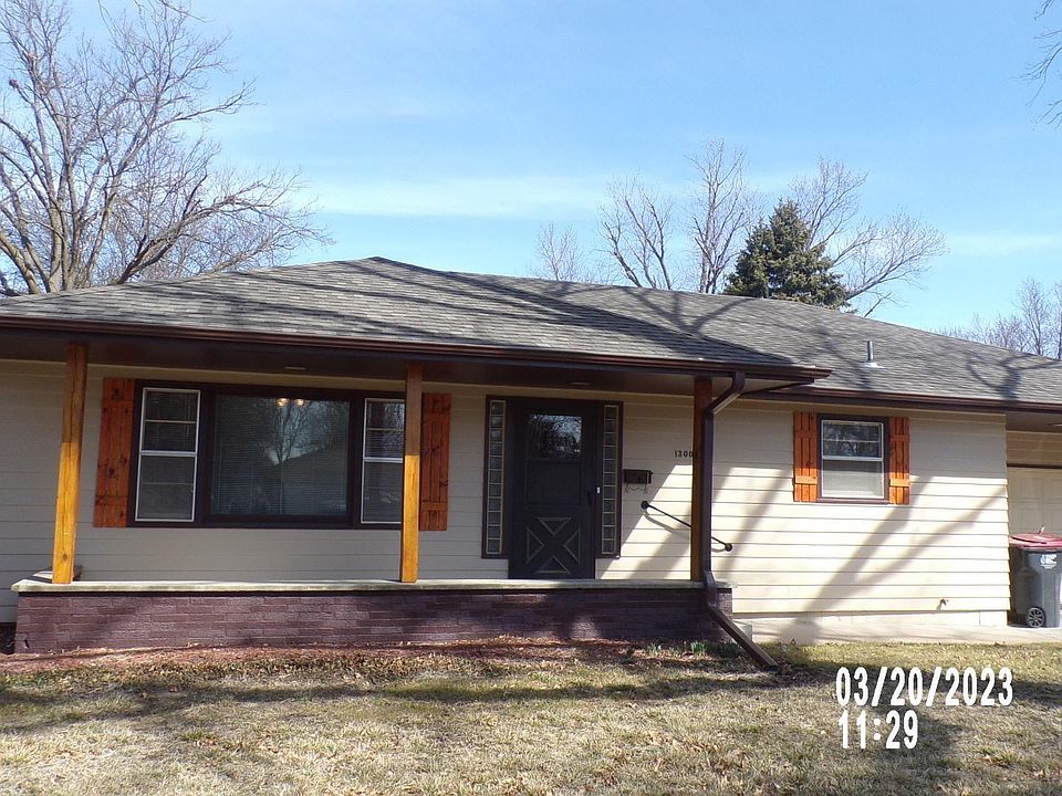 1300 Park St Beatrice NE 68310 Zillow