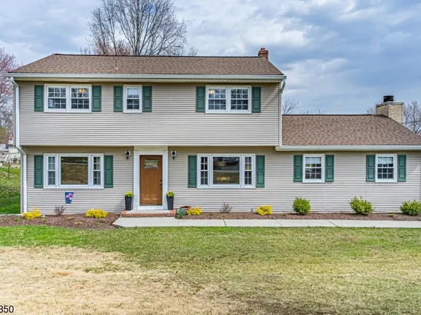 19 LORD STIRLING DRIVE, Parsippany-Troy Hills Twp., NJ 07054