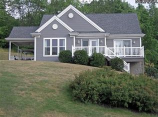 47854 Tomahawk Dr, Negley, OH 44441