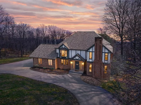 125 Timbersprings Dr, Indiana, PA 15701