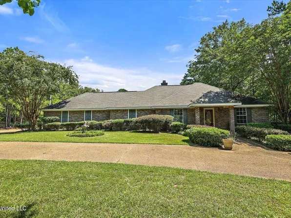 354 Lakeway Dr, Brandon, MS 39047