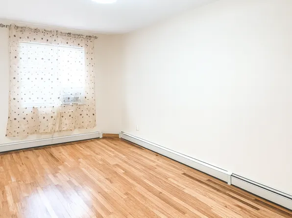 2650 East 26th Street image 12 of 14