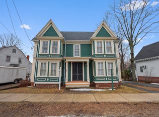 37 E Main St, Georgetown, MA 01833