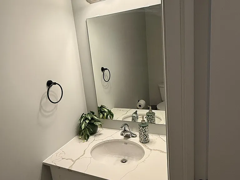 10 S Creek Dr #44 — Photo 12
