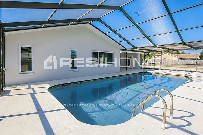 7109 Orchid Lake Rd — Photo 1