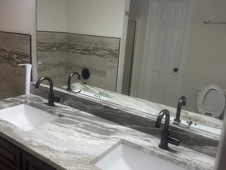 726 Stacie Ln — Photo 8