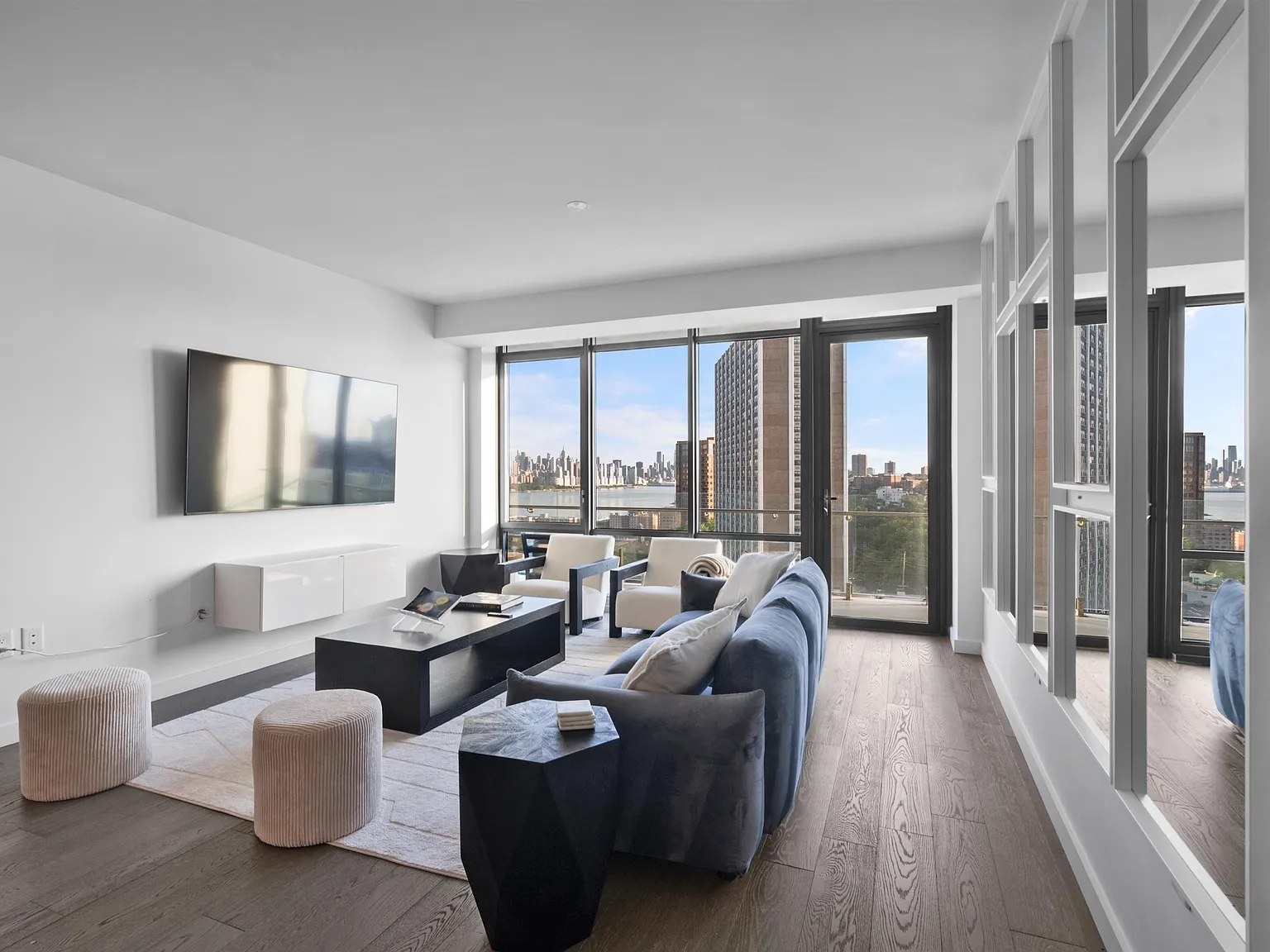 2 bed, 2.0 bath, $7,500 — Photo 3