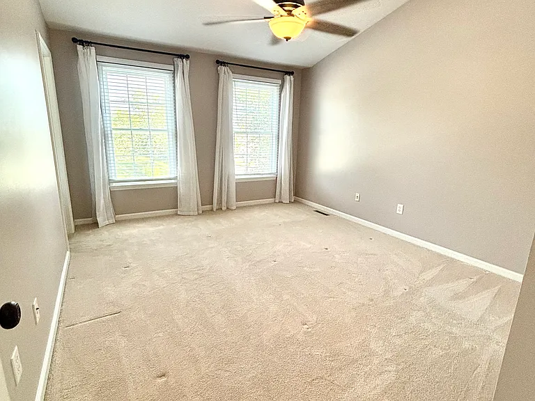 2 Lenox Ct — Photo 20
