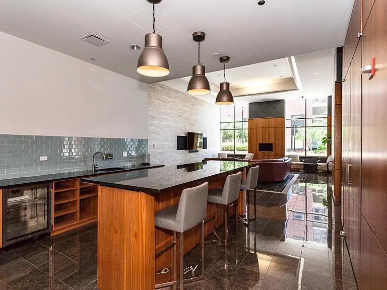420 E Waterside Dr #1912 — Photo 31