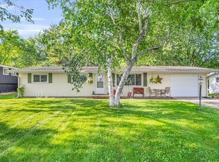 704 E Larmon St, Tolono, IL