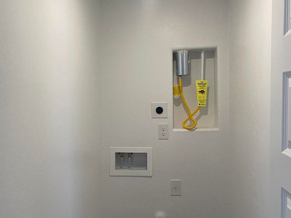 5th image of 8405 S Charles Young Way