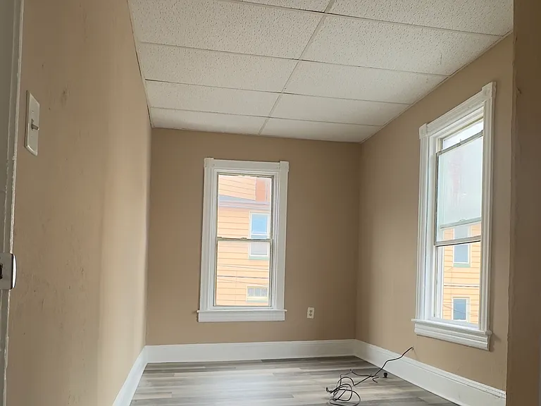 707 Wood Ave #709 — Photo 3