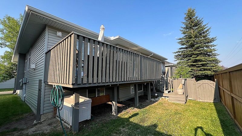 Airdrie House for rent - 4 Bedrooms — photo 14