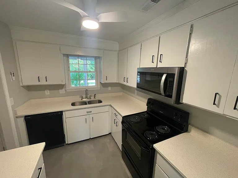 Kitchen from rear entry