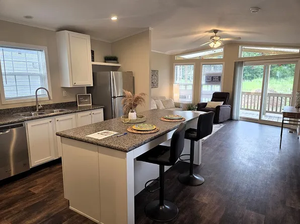 2501 Lowry Ave NE Lot 321, Minneapolis, MN 55418