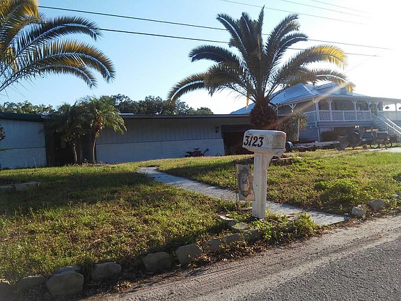 2nd image of 3123 S Canal Dr