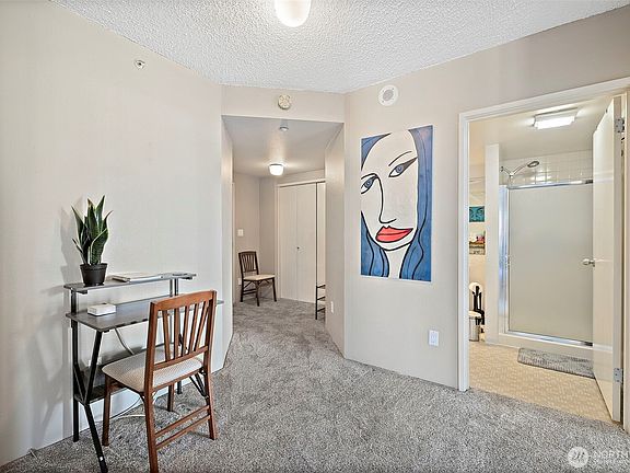 3rd image of 1415 2nd Avenue #1404