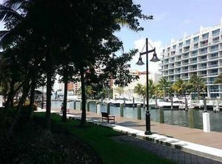 3001 NE 185th St APT 305, Aventura, FL 33180
