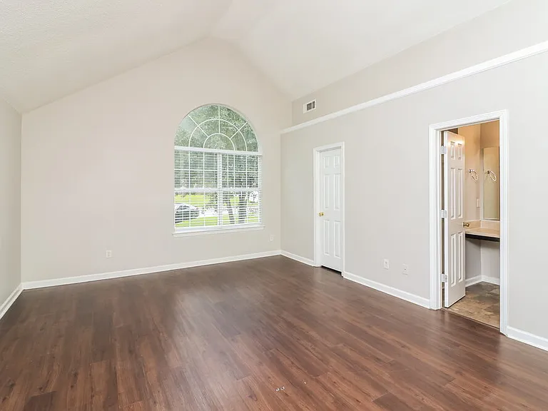 4125 Clarks Trl — Photo 13