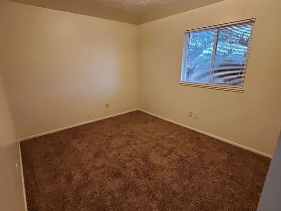 5th image of 1387 Elizabeth Cir APT 3