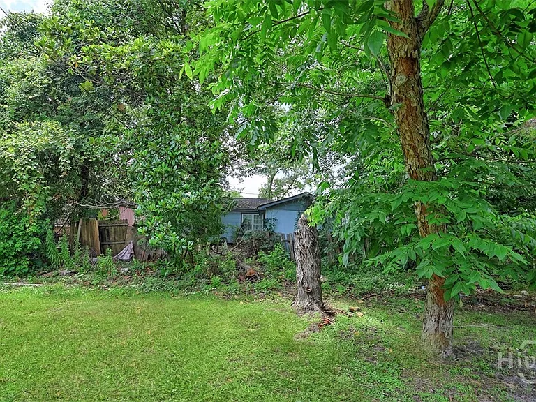 1013 Carroll St — Photo 23