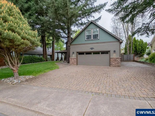 641 NW Ashley St, Dallas, OR 97338