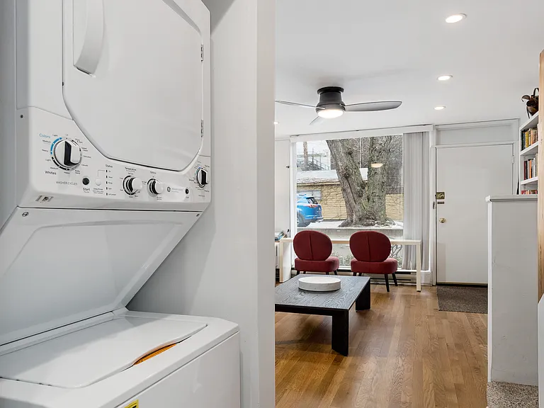 235 W Eugenie St #M2-G8 — Photo 14