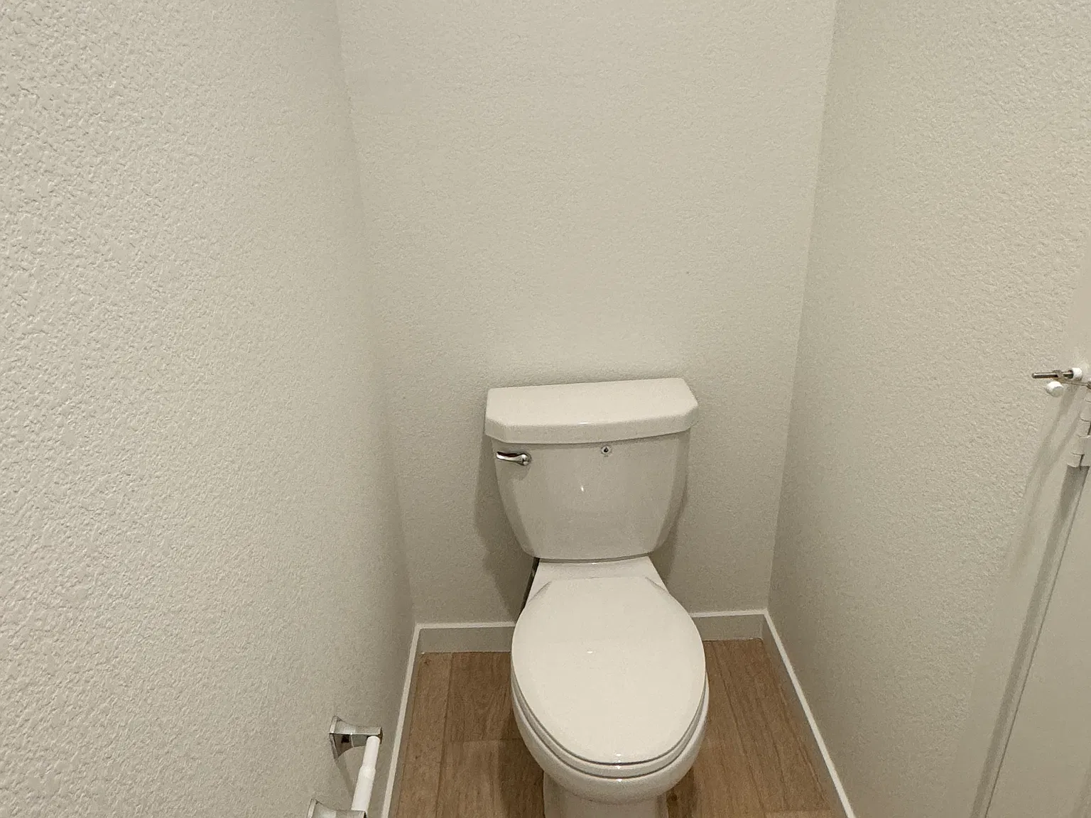 3 bed, 2.5 bath, 2950 sqft, $3,295 — Photo 4