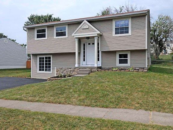 3rd image of 3133 Dorf Dr