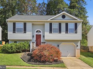 6404 Julie Ann Dr, Hanover, MD 21076